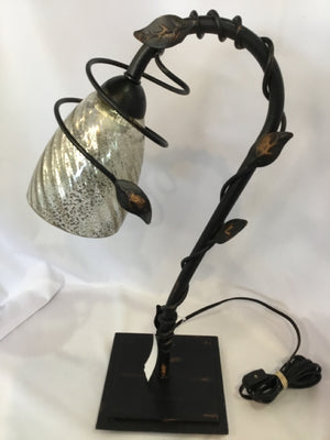 Black Metal Arched Lamp