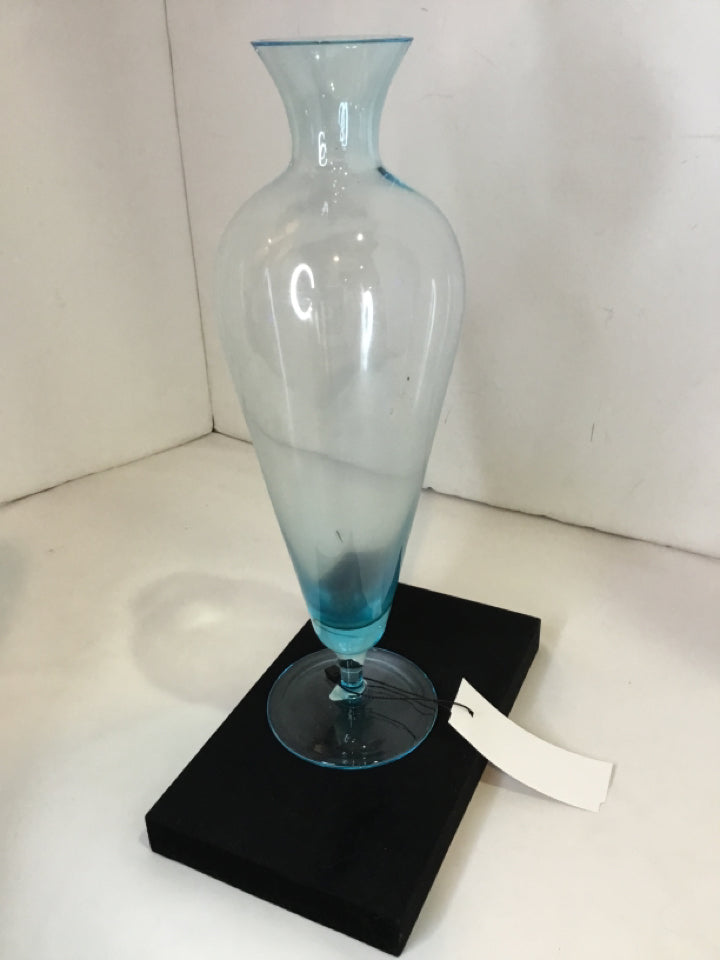 Bud Blue Glass Footed Vase