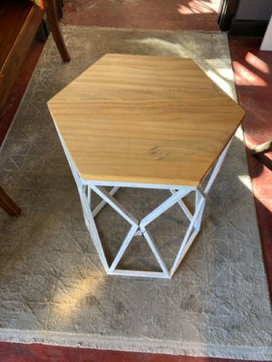 Side Metal/Wood White/Tan Table