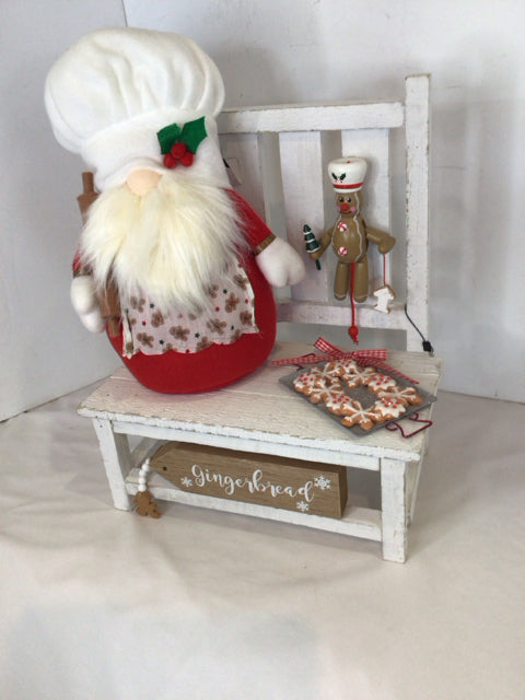 White/Red Gnome Bench Holiday Item