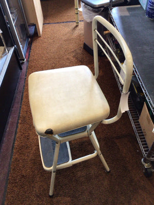 Vintage Cream Metal Step Stool