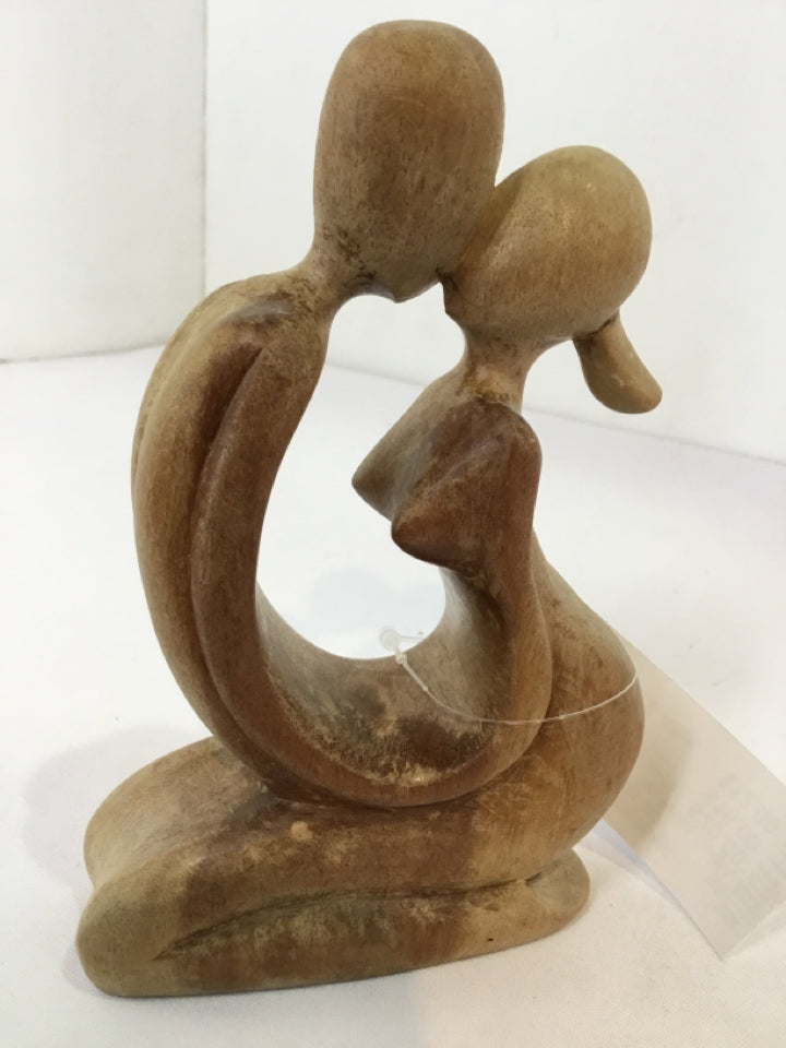 Tan Wood Couple Statue