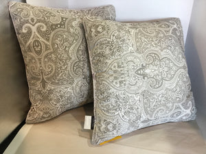 Ralph Lauren Pair Gray/White Polyester Paisley Pillow Set