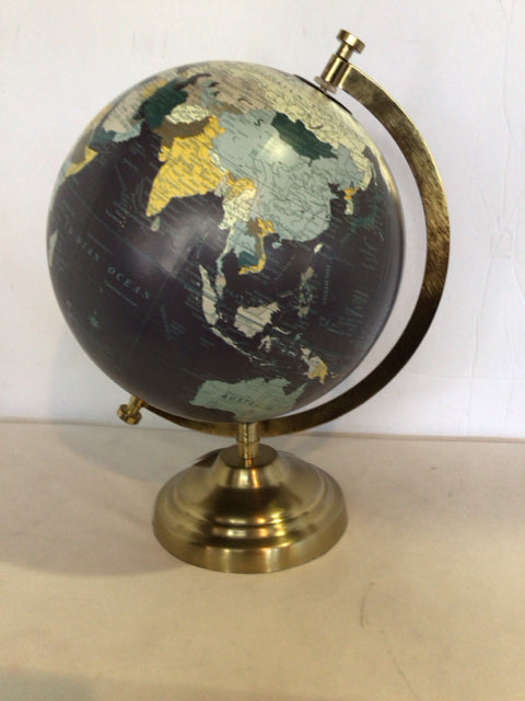 Table Top Black/Gold Globe