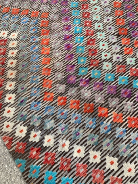 Wool Flowers 6 x 8 Cream/Multi Rug