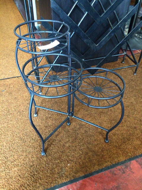 Black Metal 3 Tiered Plant Stand