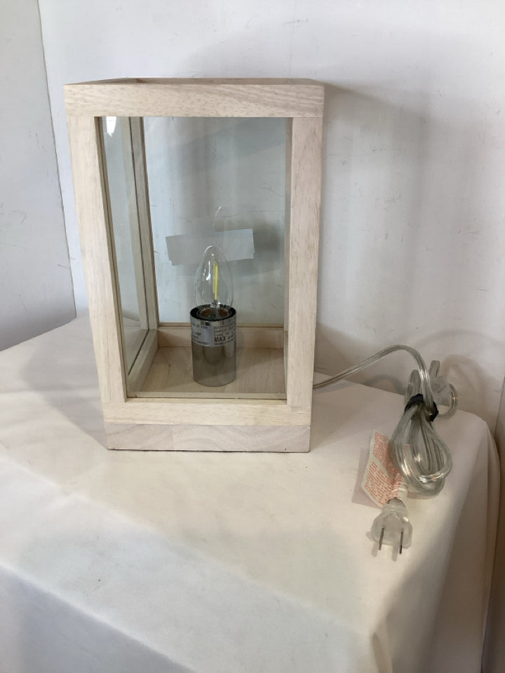 Electric White Lantern Lamp