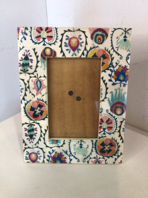 Multi-Color Enamel Frame