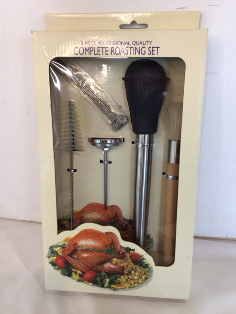 5 Piece Set Silver Metal/Wood Misc