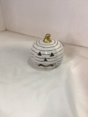 Halloween White/Black Ceramic Jack o'Lantern Light up Holiday Item