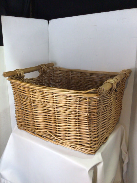 Natural Wicker Basket