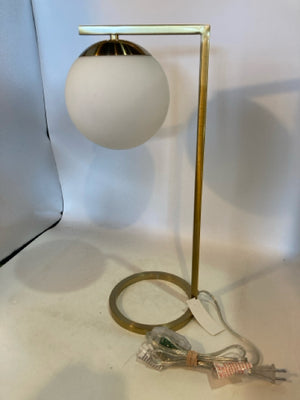 Table Gold/White Metal Lamp
