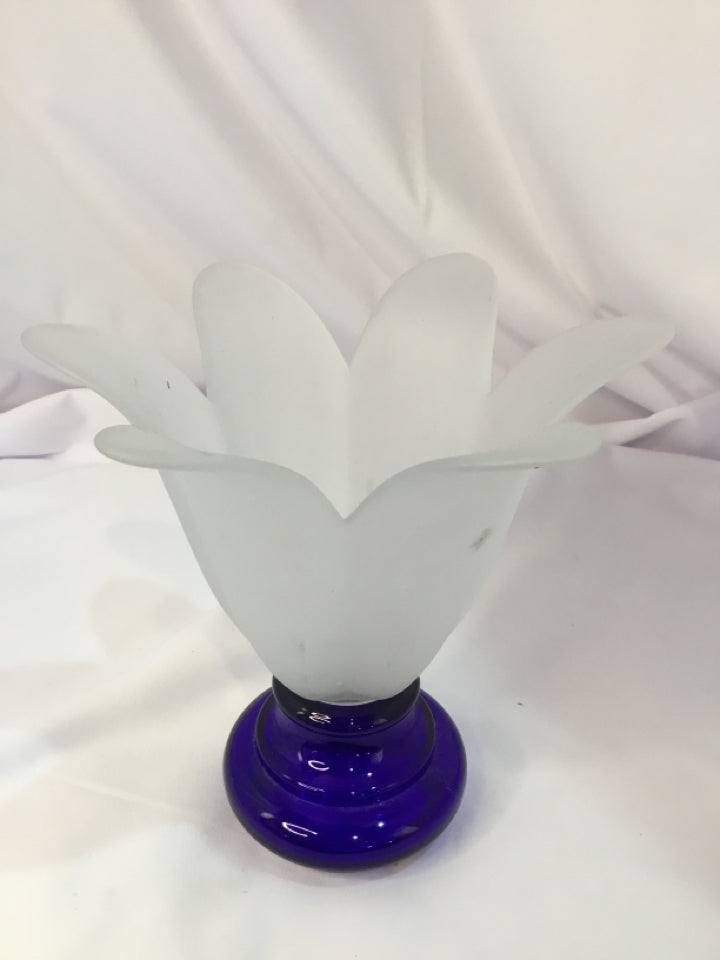 Blue/White Glass Flower Candle Holder