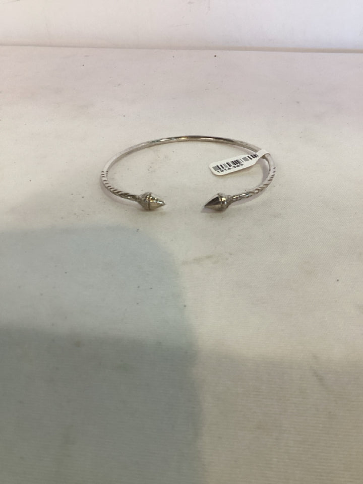 Sterling Silver Acorn Bracelet