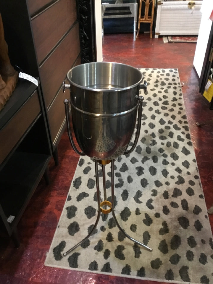 Vintage Hollywood Regency Chrome Champagne Ice Bucket