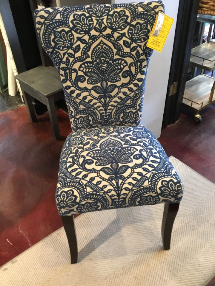 PIER 1 Armless Flocked Blue/White Chair