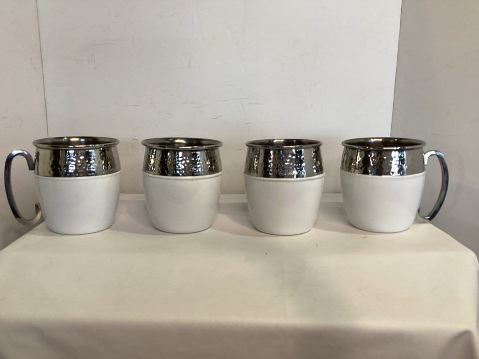 Set of 4 Silver/White Stainless Steel Hammered Mug Set