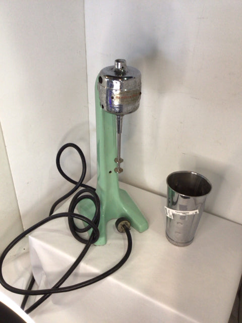 Hamilton Beach Vintage Cast Iron w/cup Kitchen Access.