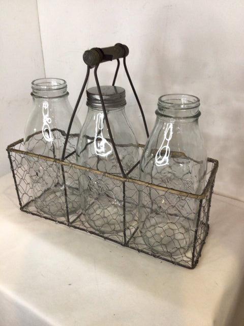 4 Piece Set Silver/Clear Wire w/Bottle Basket