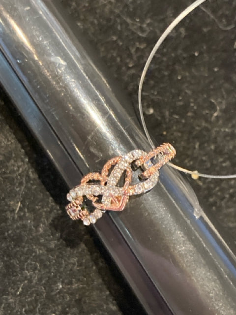 Metal Silver/Pink Ring