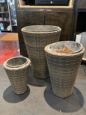 Outdoor/Outside Brown Wicker Set of 3 Planter