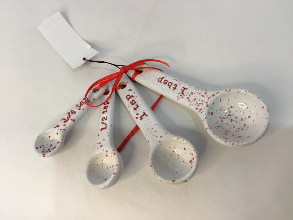 Red/White Spoon Measuring Pieces