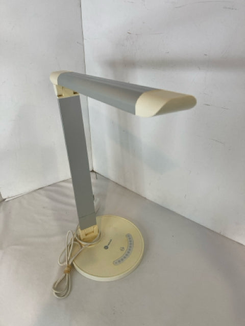Desk Cream Lamp