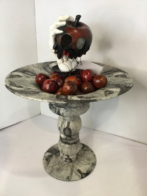 Halloween Red/white Glass Bowl Apple Holiday Item