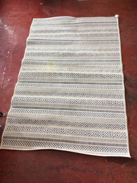 Outdoor/Outside White/Blue Rug