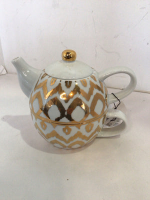 Stacking White/Gold Ceramic Teapot