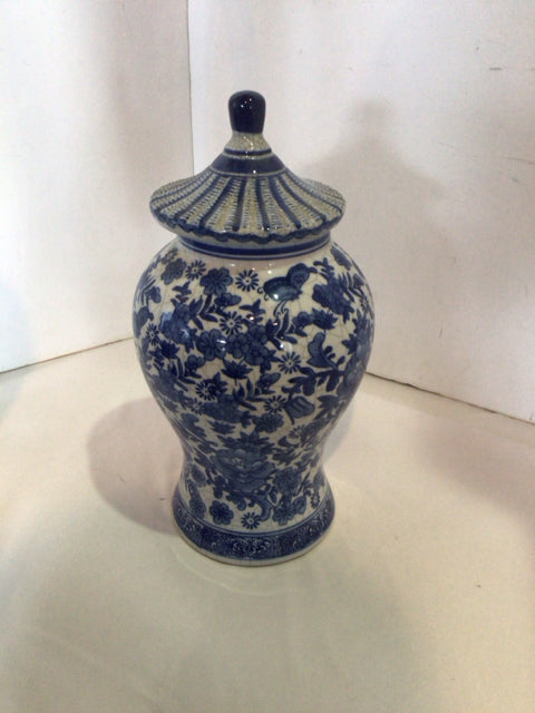 Oriental Blue/White Ceramic Lidded Urn