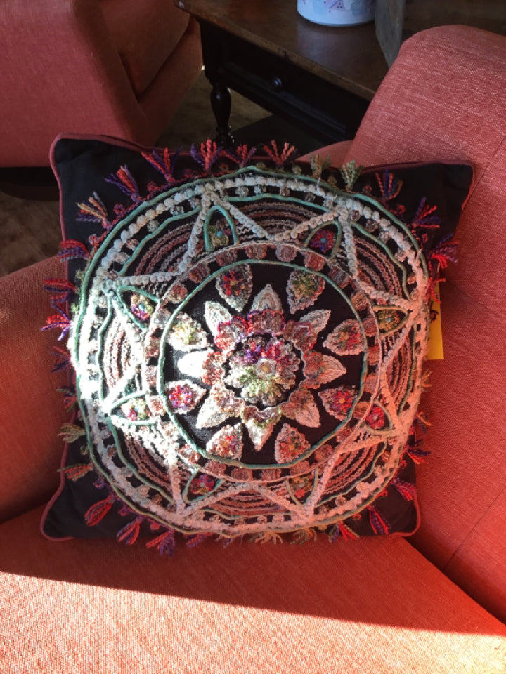 Kilim Black/Red Embroidered Circle Pillow