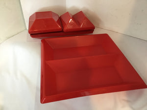 Tupperware Vintage Red Plastic 3 Part W/Lid Dish Set
