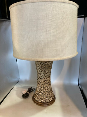 Brown/black Ceramic Woven Lamp