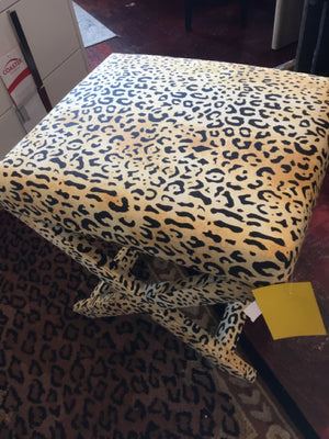 6AKRKW2J Havenly X Bottom Polyester Leopard Black/Yellow Bench