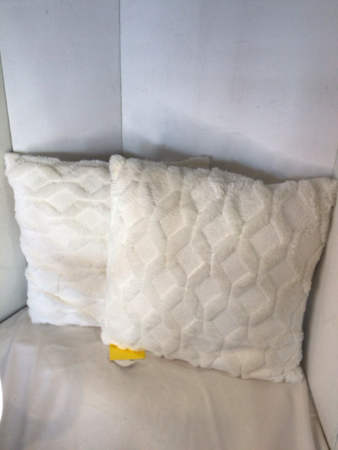 Pair White Faux Fur Pillow Set
