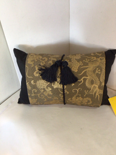 Newport Black/Gold Pillow