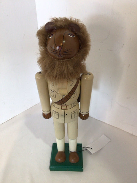 Brown Wood Lion Nut Cracker