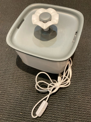 Veken White/Gray Plastic Pet Fountain