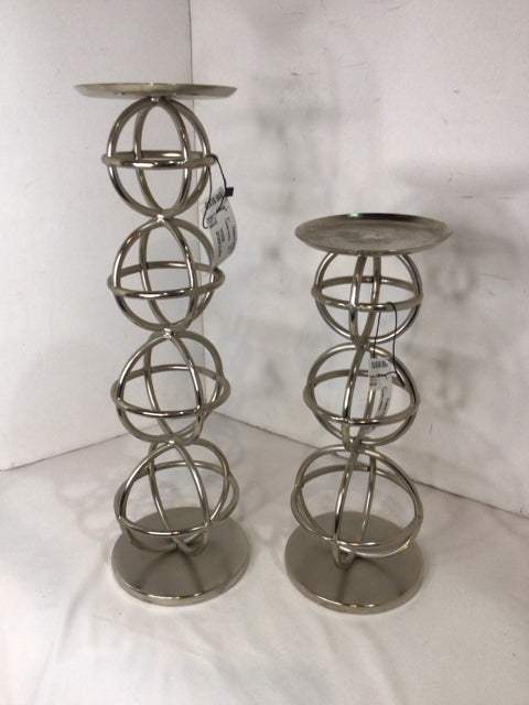 Set of 2 Silver Metal Candle Holders