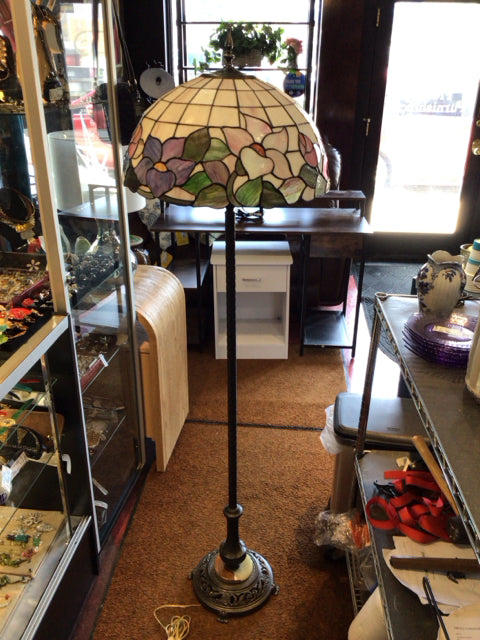 Floor White/Multi Stained Glass Floral Lamp