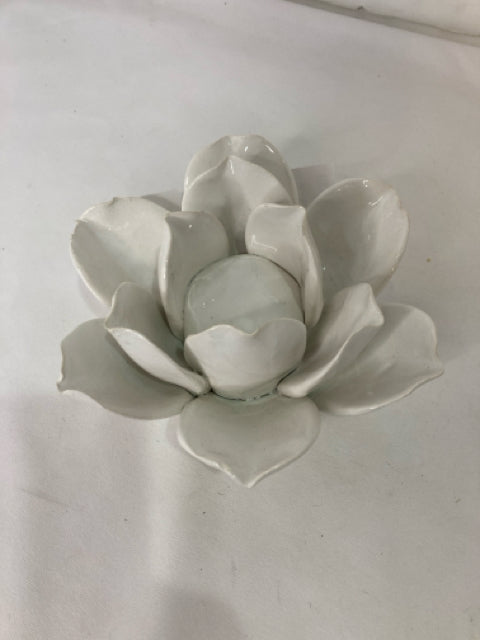 White Ceramic Flower Candle Holder