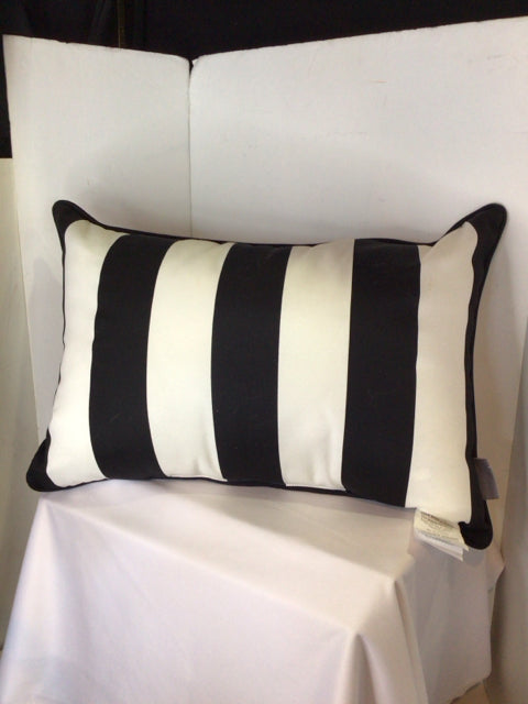 Outdoor/Outside Black/White Polyester Stripe Pillow