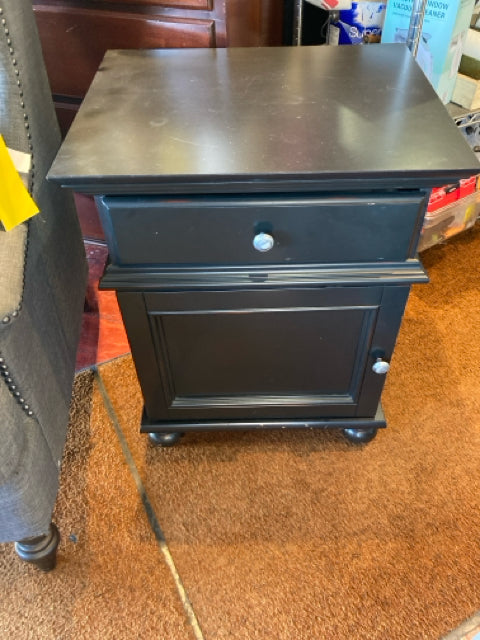 Wood 1 drawer Black Nightstand