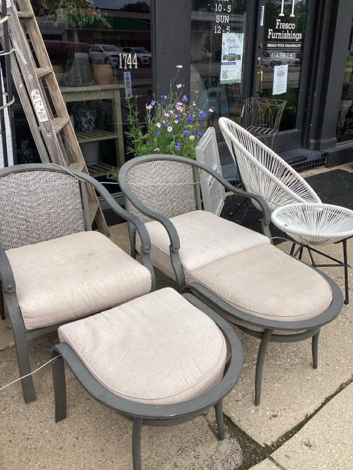Set of 2 Metal & Wicker W/ 2 cushions W/Ottoman Gray Chair