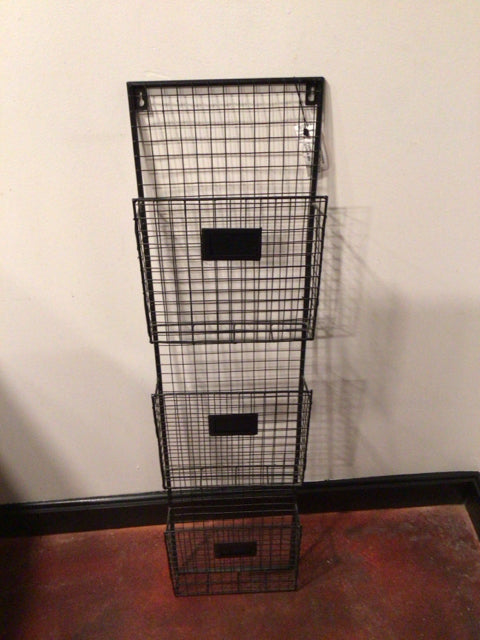 Hanging Wire Divided Black Organizer
