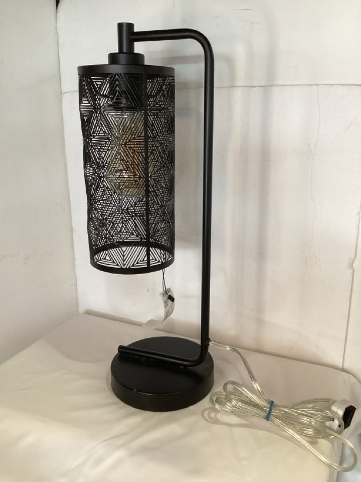 Black Metal Lamp