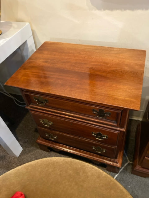 Vintage Wood 3 Drawers Night Stand Brown Dresser/Chest