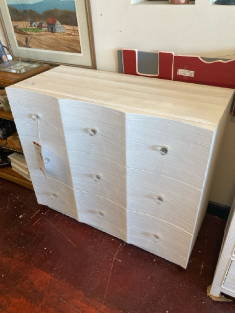 Houzz Wood 3 Drawer Cream Dresser/Chest 2X62LZPU