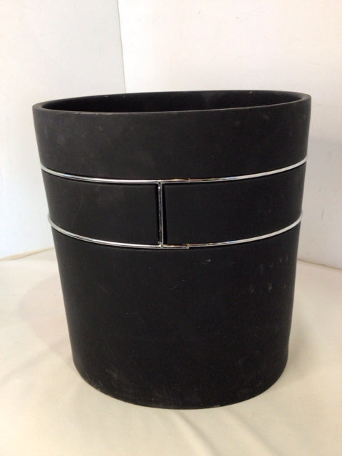Black/Silver Plastic Waste Basket